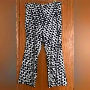 Shein Women's Plus Size Dress Pants Pull-on Elastic  Waist Black/White Size 3XL
